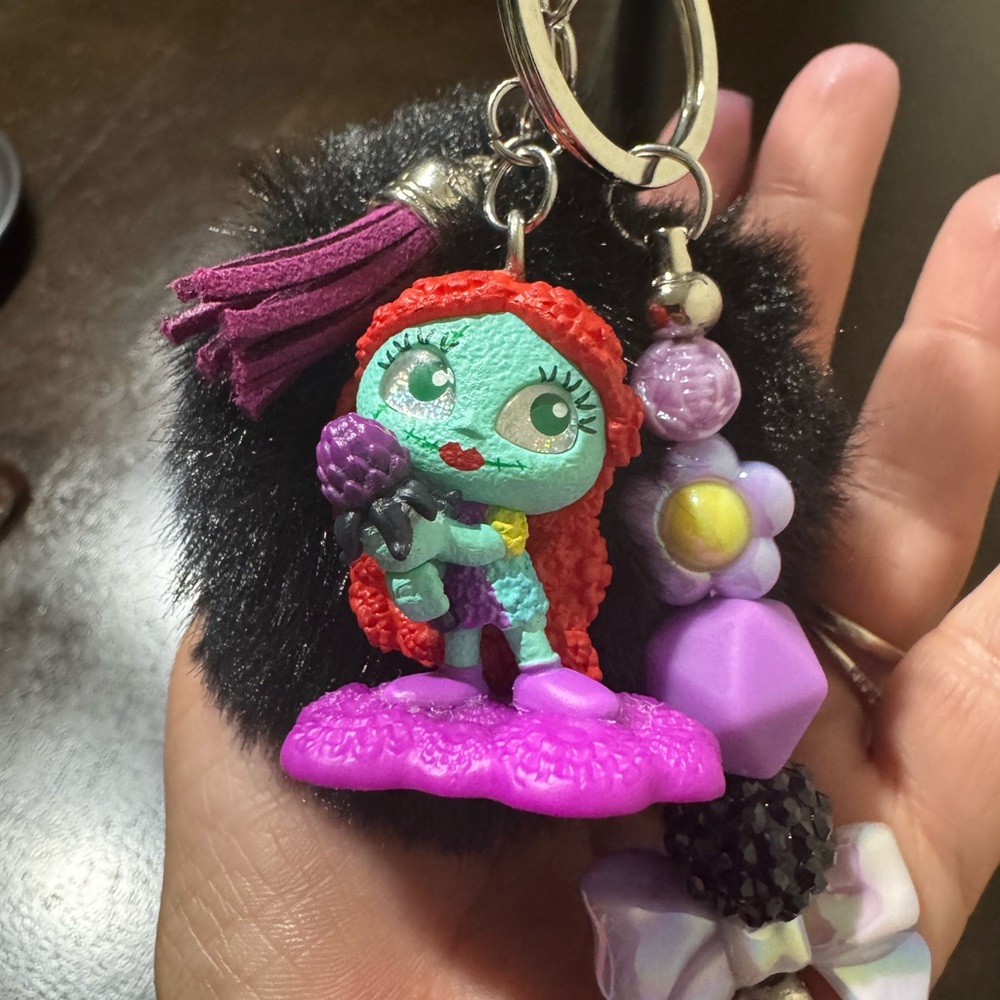 Nightmare Before Christmas Sally in full bloom keychain